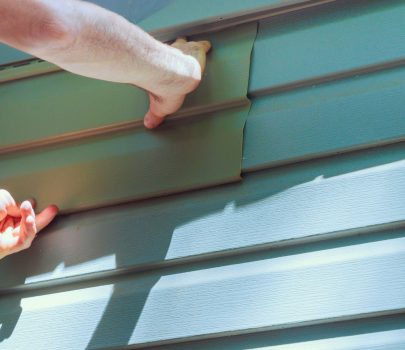 How to install vinyl siding