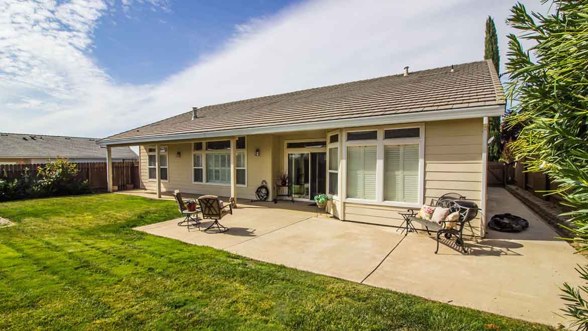 compressed-residential and commercial siding -1 compressed-residential and commercial siding -1